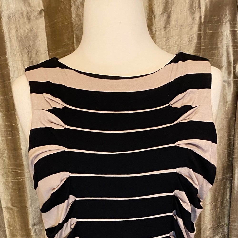 Betsey Johnson Black & Tan Body Con Dress: Sexy Update to the LBD